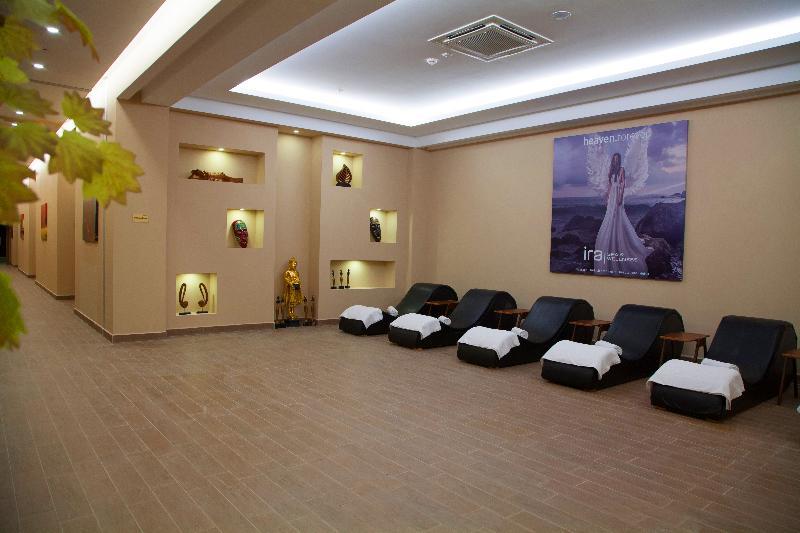Korumar Ephesus Beach & Spa Resort Кушадасъ Екстериор снимка