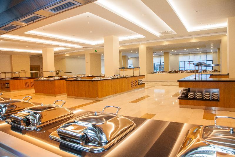 Korumar Ephesus Beach & Spa Resort Кушадасъ Екстериор снимка