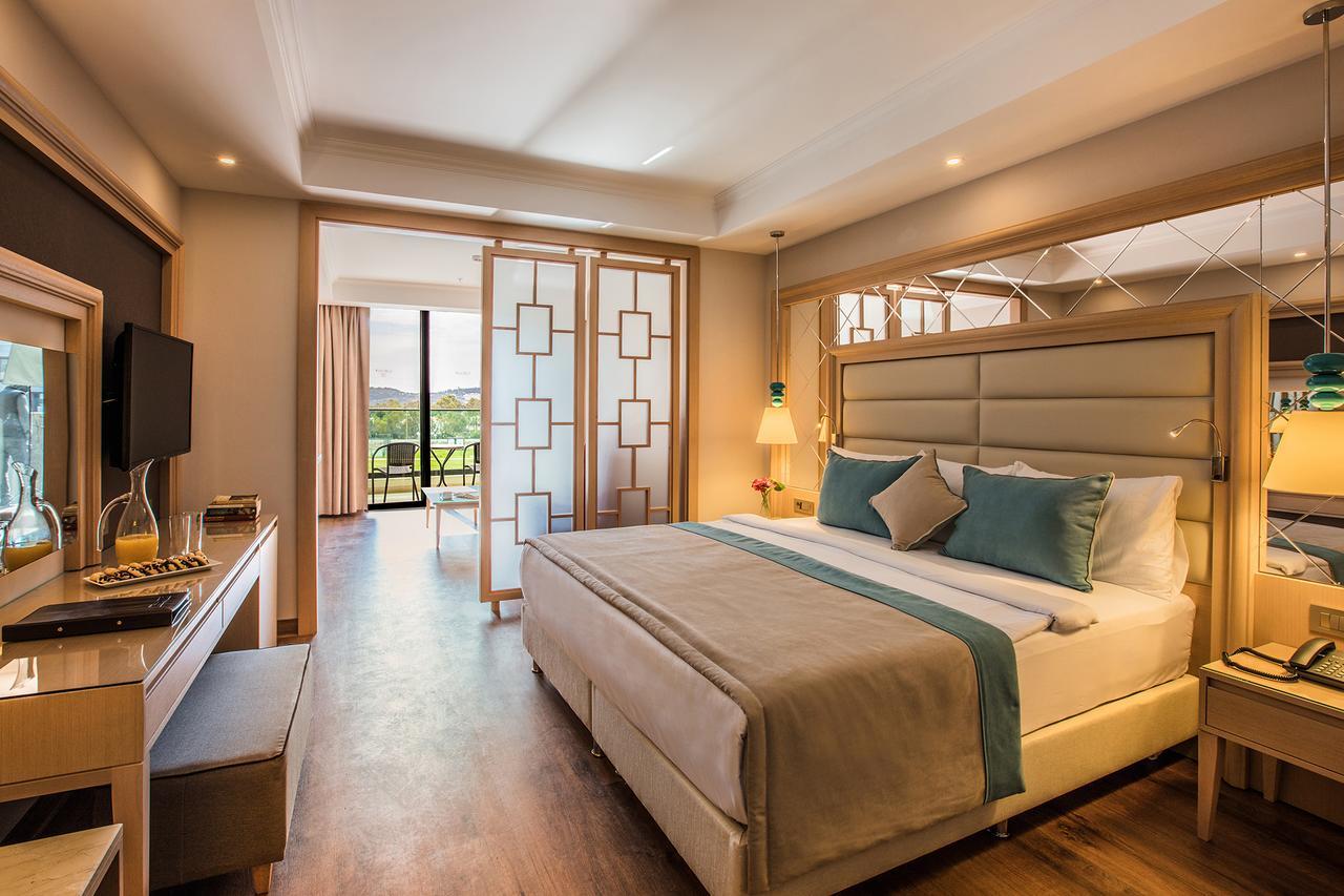Korumar Ephesus Beach & Spa Resort Кушадасъ Екстериор снимка