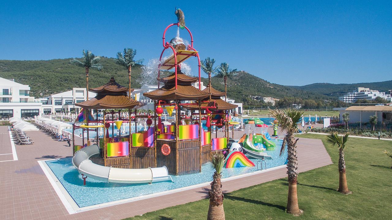 Korumar Ephesus Beach & Spa Resort Кушадасъ Екстериор снимка