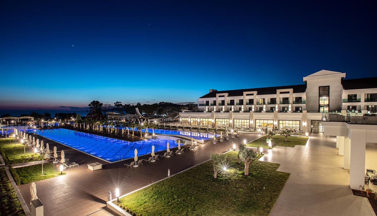 Korumar Ephesus Beach & Spa Resort Кушадасъ Екстериор снимка